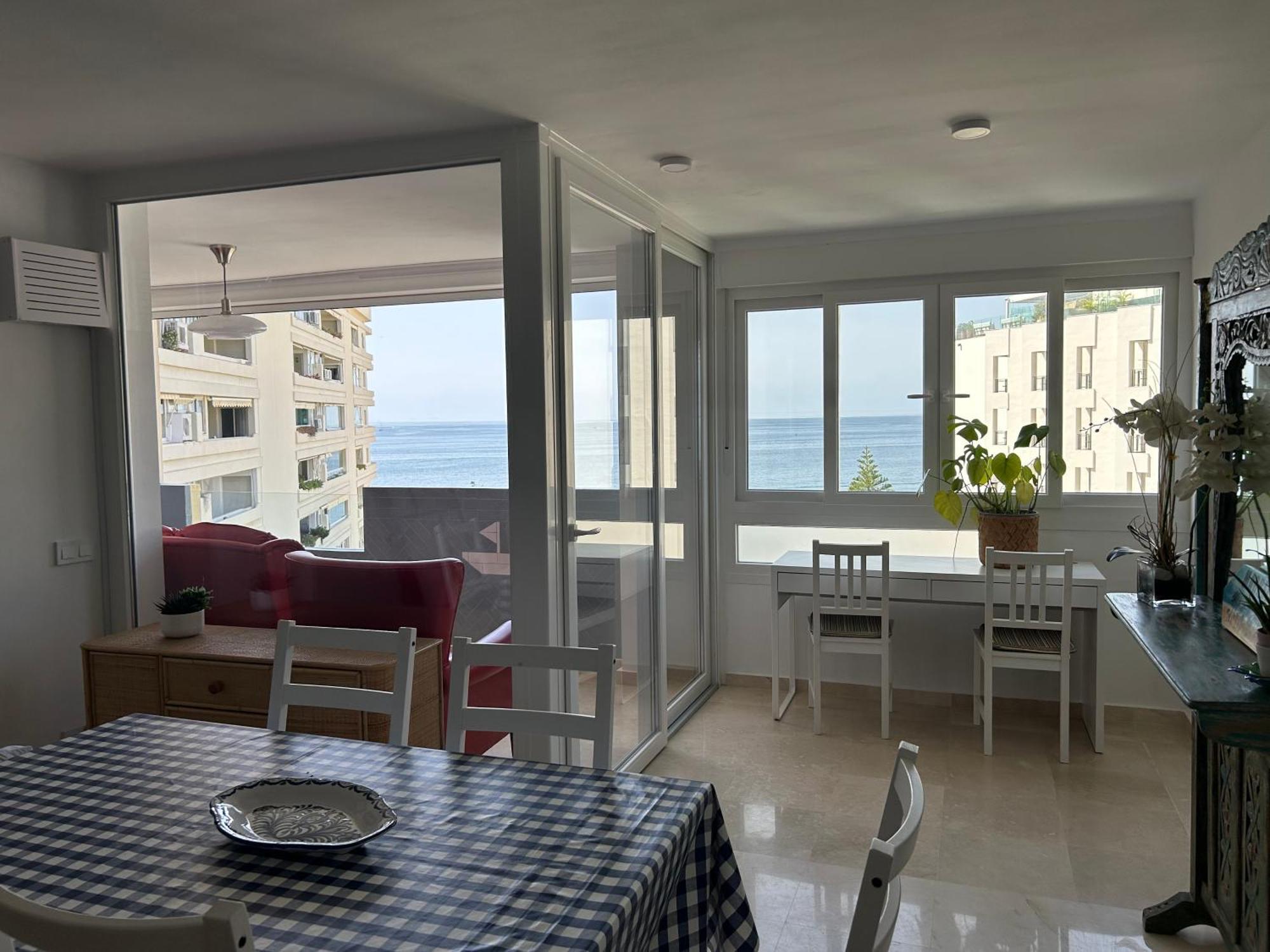 Marbella Centre Beachfront & Pool Exterior foto